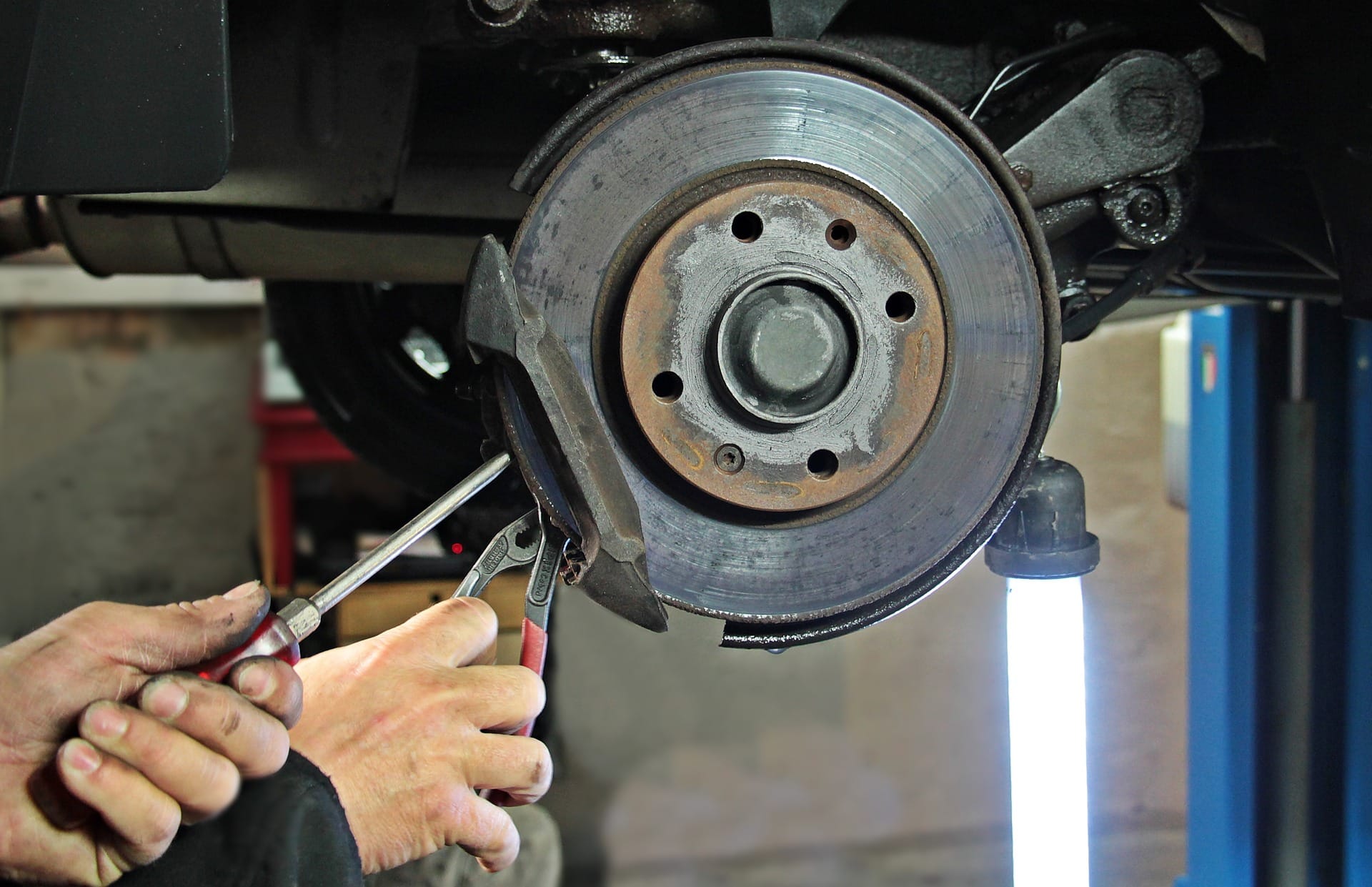 Don't Ignore These 5 Signs of Brake Failure Joe's Service Department